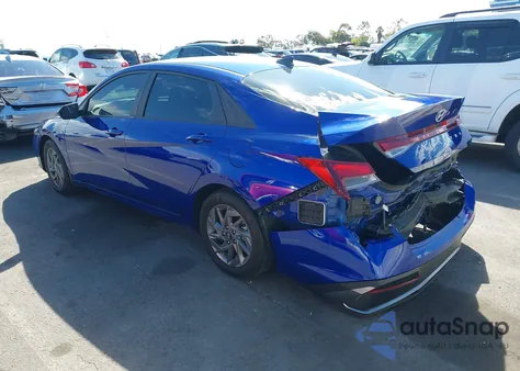 2024 Hyundai Elantra Sel from USA, damaged, VIN KMHLM4DG8RU730305